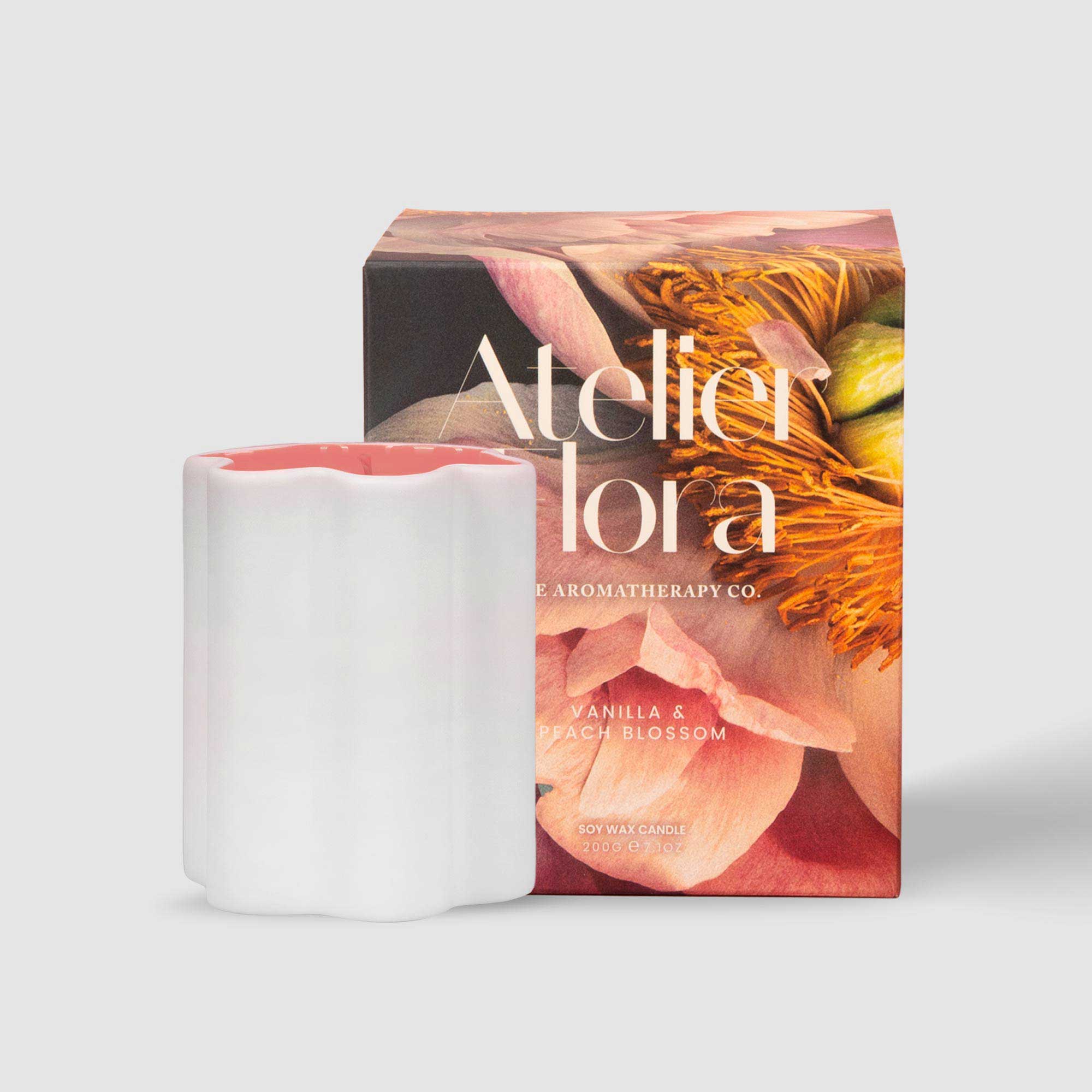 The AromatherapyCo Atelier Flora Candle Vanilla&PeachBlossom