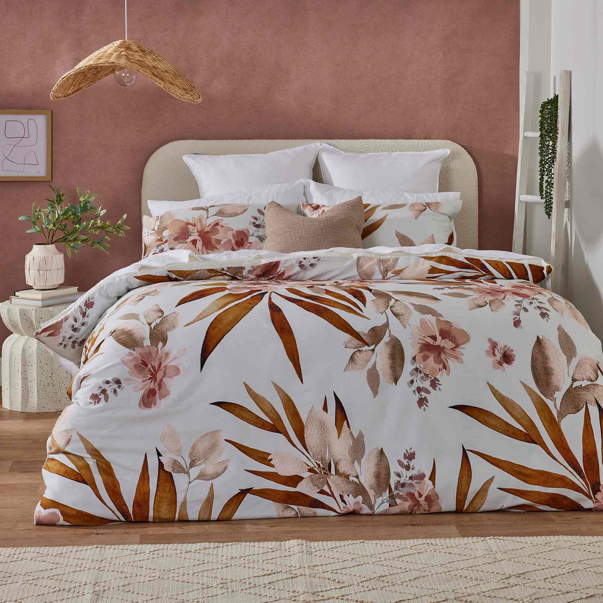 June & Jupiter Cleo Duvet Cover Set