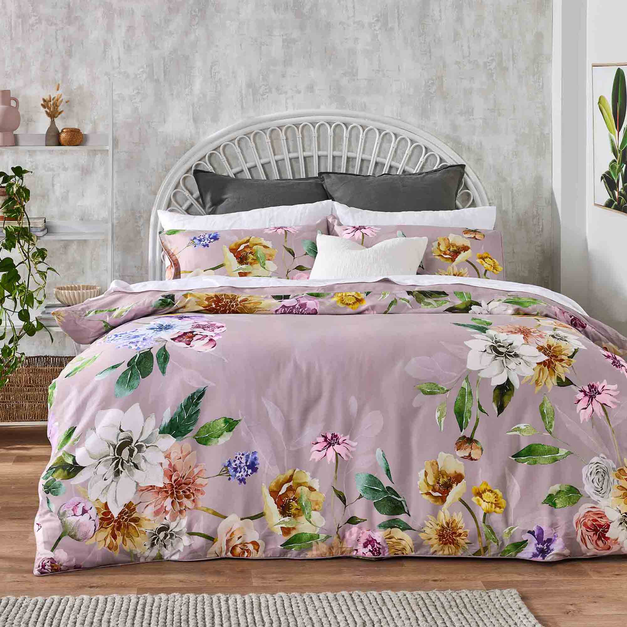 June & Jupiter Amira Duvet Cover Set